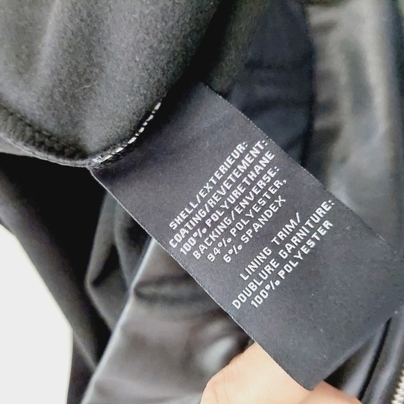 Blank NYC Black Vegan Leather Classic Look Skinny Zip Pockets Moto Pants P1085 - Picture 6 of 8